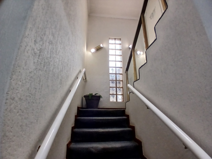 4 Bedroom Property for Sale in Zinniaville North West